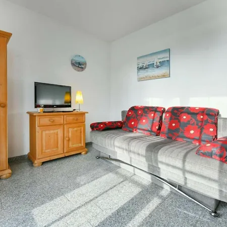 2 In Sellin With Garden Apartmán *