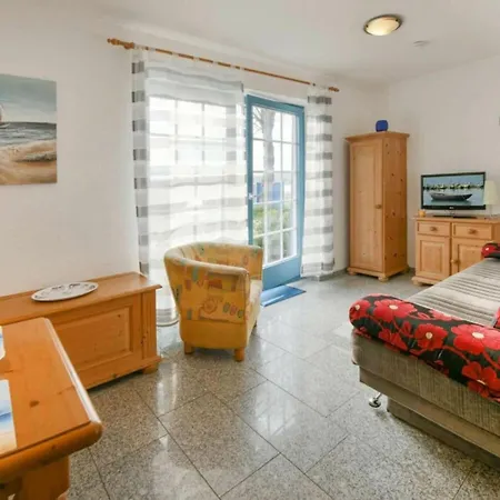 2 In Sellin With Garden Apartmán *